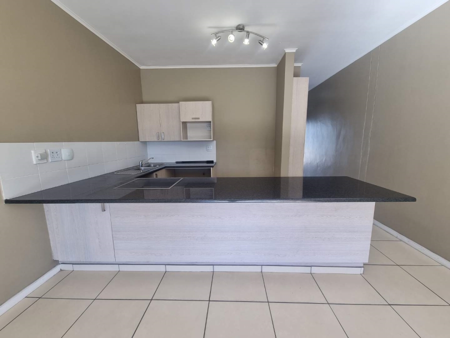 To Let 1 Bedroom Property for Rent in Mowbray Western Cape